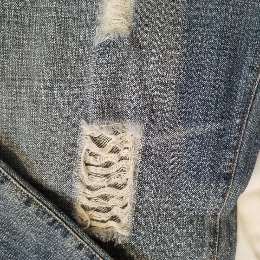 Ladies distressed Jeans size 15 Truck jeans - Picture 6 of 7